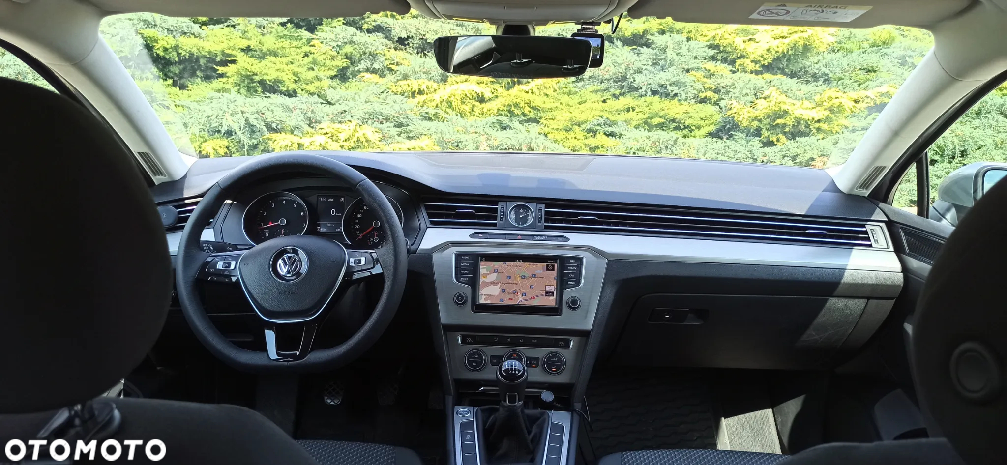 Volkswagen Passat 1.4 TSI BMT Comfortline - 18