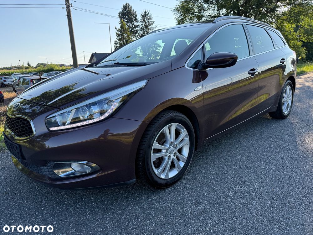Kia Ceed 1.6 GDI Platinum Edition - 4
