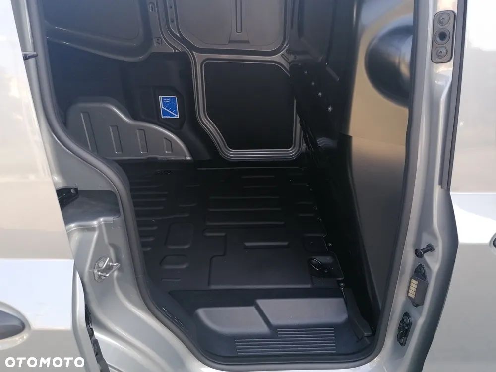 Ford Courier VAN - 13