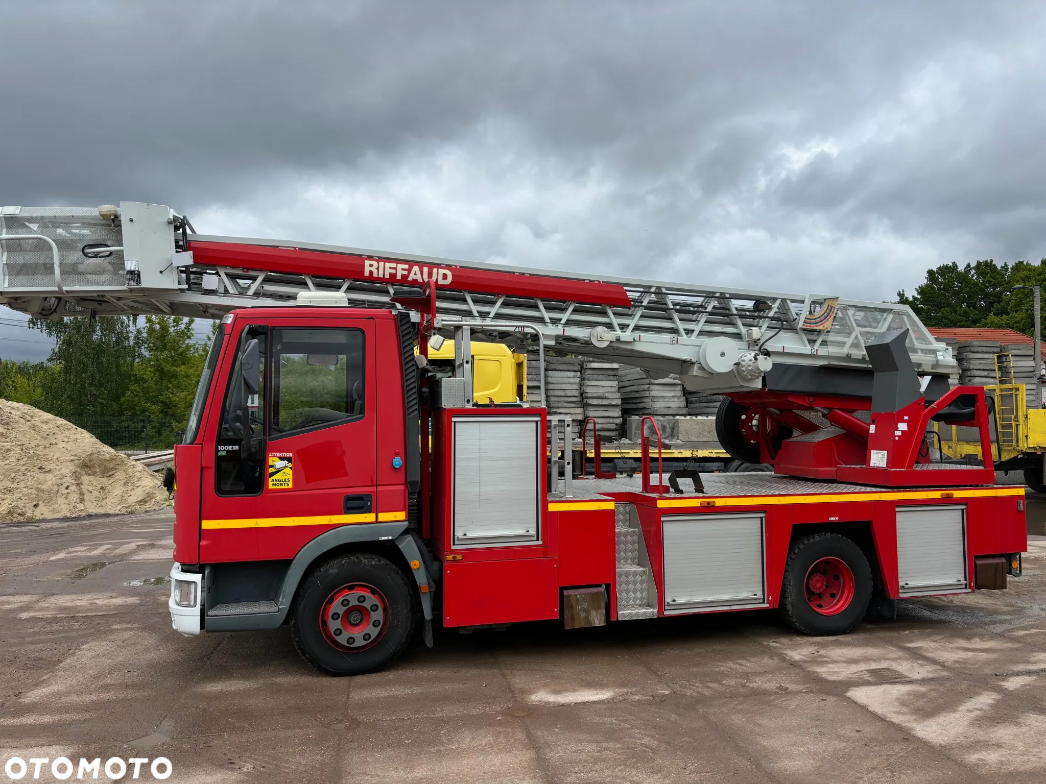 Iveco 100E18 Drabina Strażacka EPSA 25 CNAR - 2