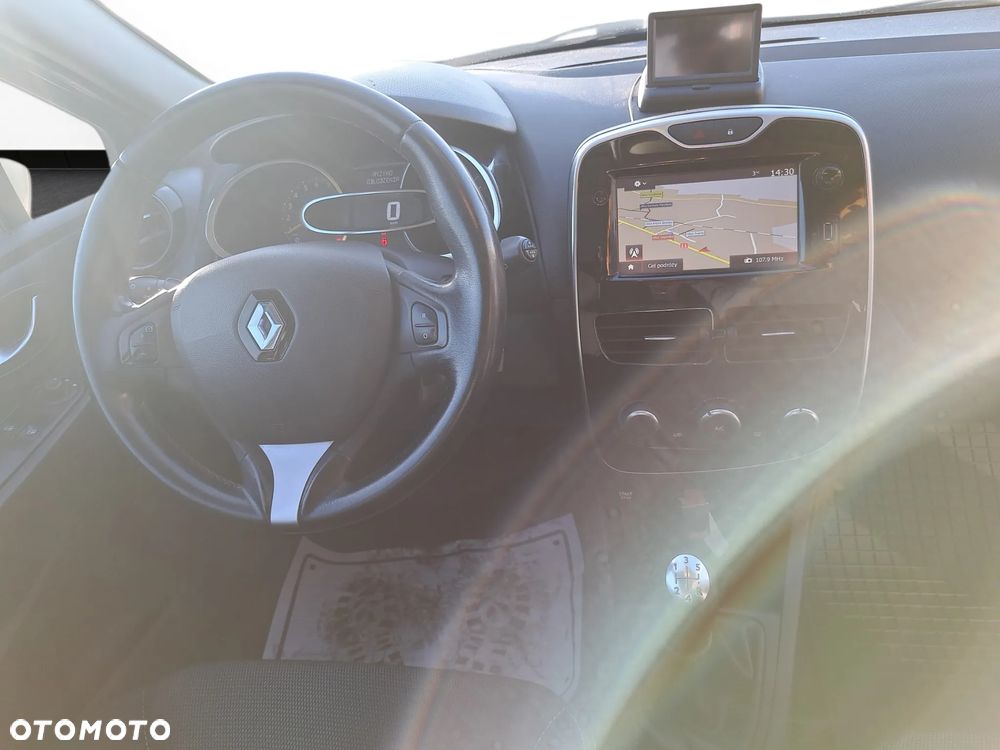 Renault Clio 1.2 16V Alize - 14