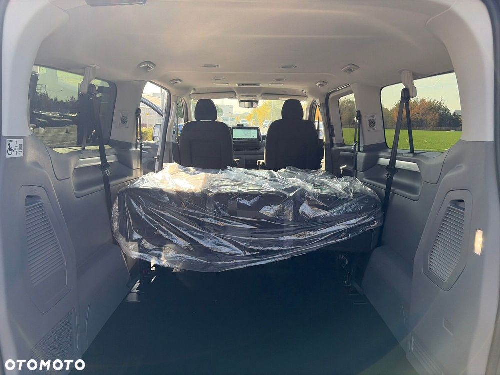 Volkswagen Nowa Caravelle - 18