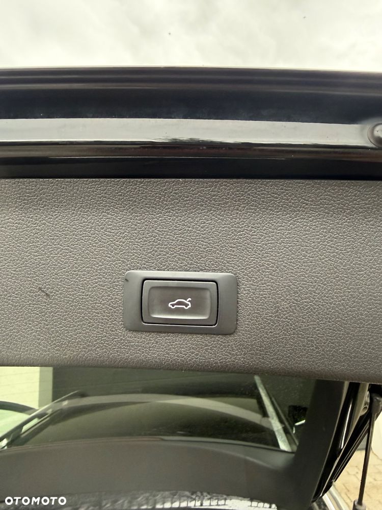 Audi A4 Avant 2.0 TDI - 22