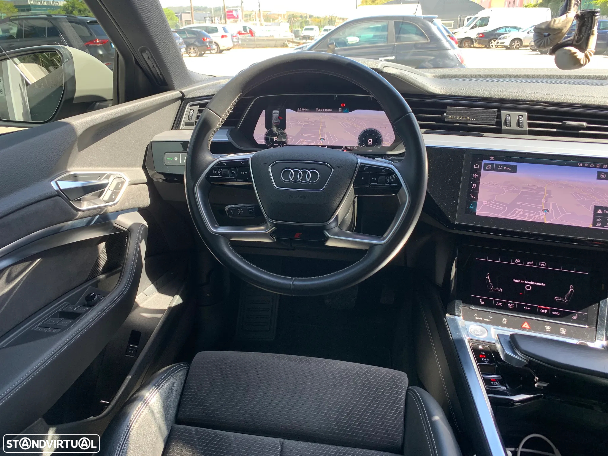 Audi e-tron 50 quattro S line - 11