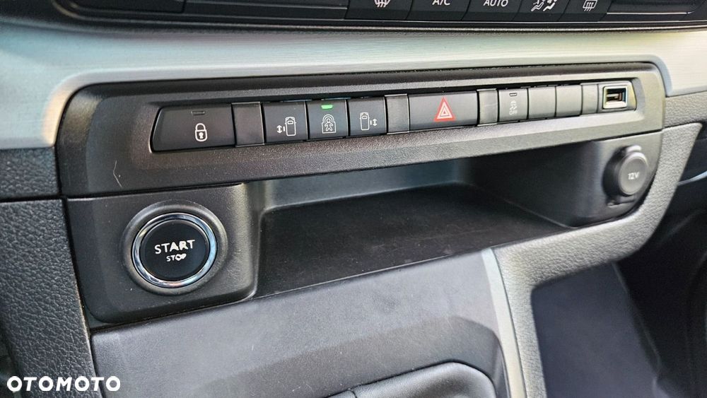 Peugeot Traveller L2 2.0 Business VIP - 31