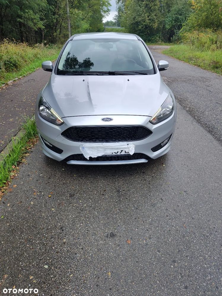 Ford Focus - 1