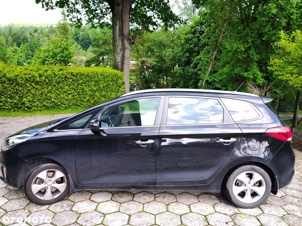 Kia Carens 1.6 GDI XL - 1
