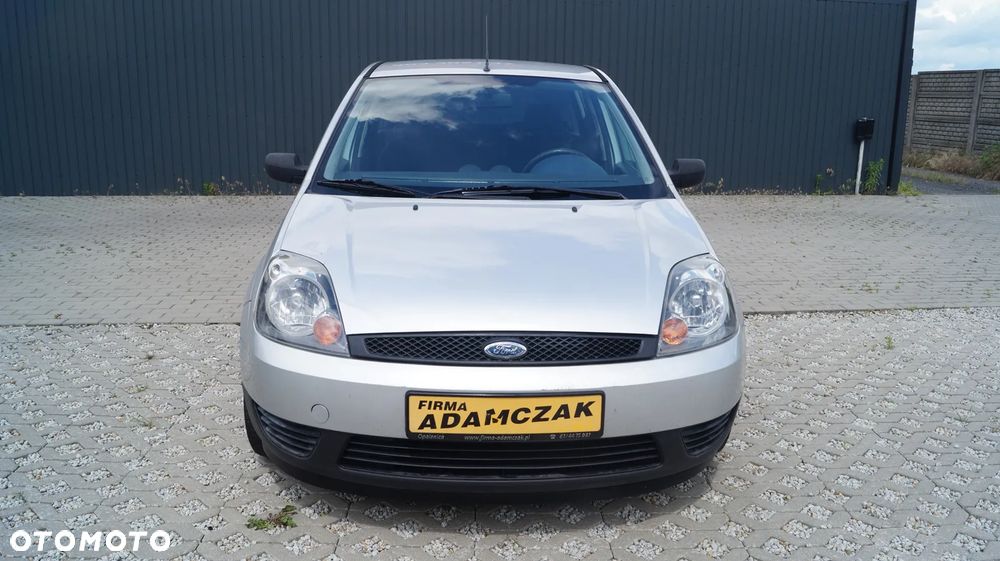 Ford Fiesta 1.3 Futura - 2