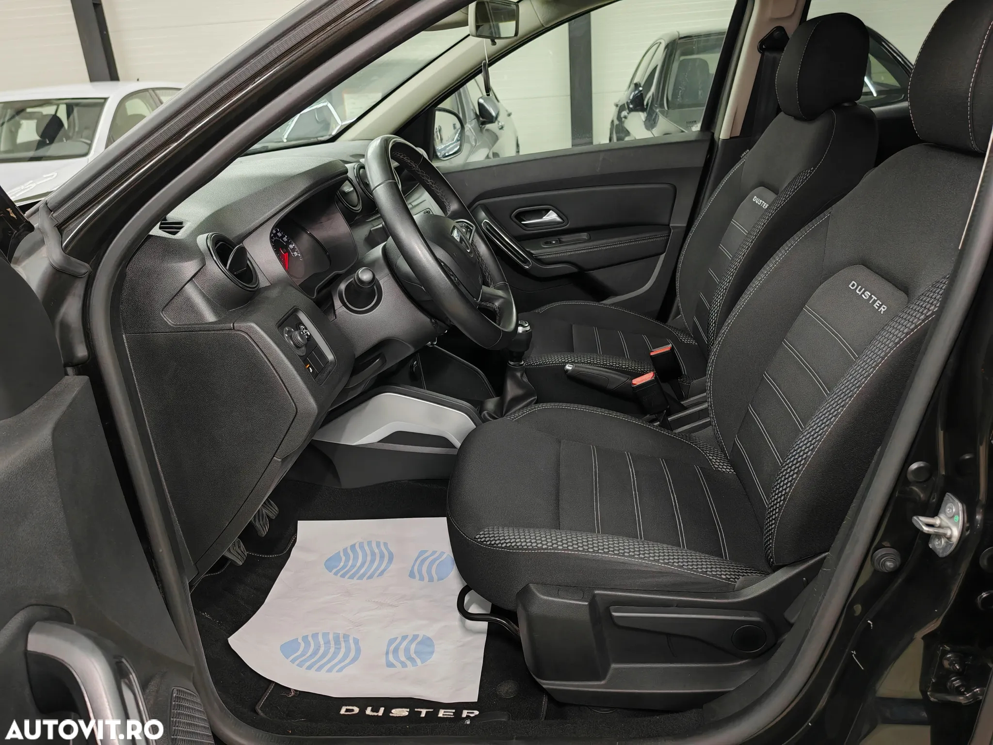 Dacia Duster SCe 115 2WD Prestige - 8
