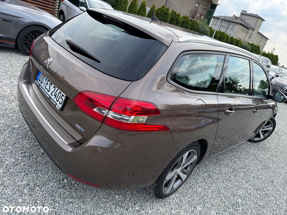 Peugeot 308 BlueHDi 150 EAT6 Stop & Start Business-Line - 23