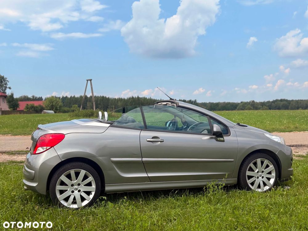 Peugeot 207 CC - 30