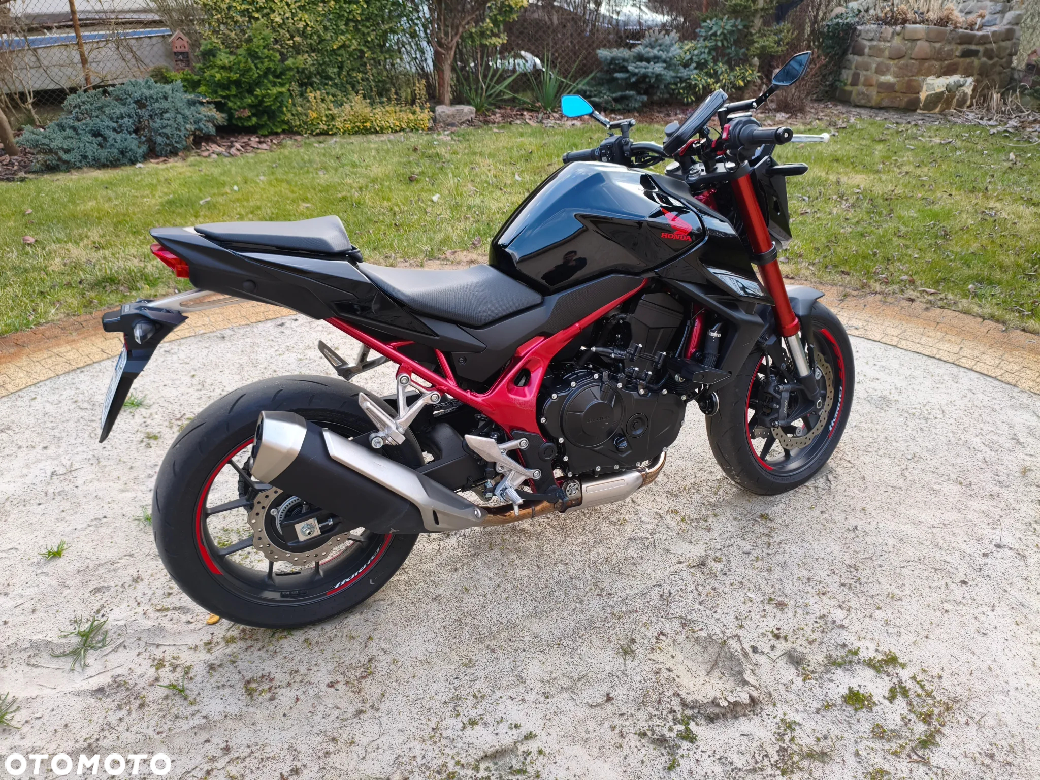 Honda Hornet - 8