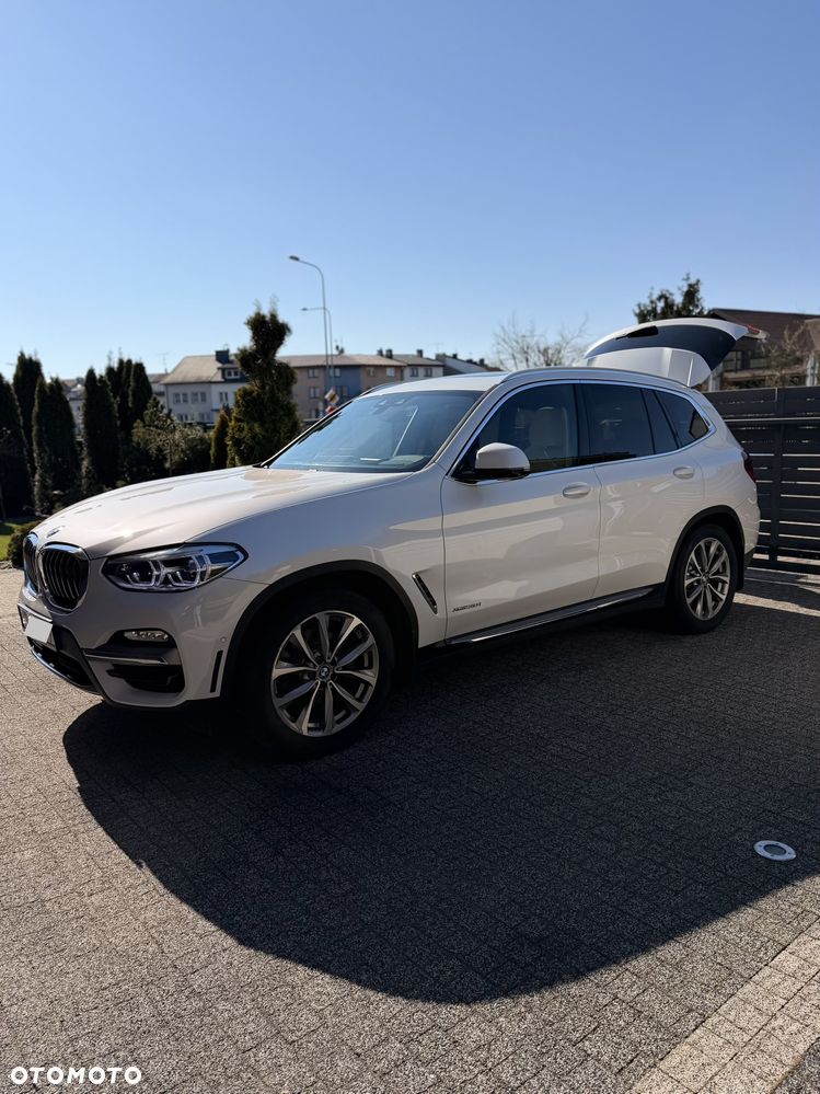 BMW X3 xDrive30i Luxury Line - 12