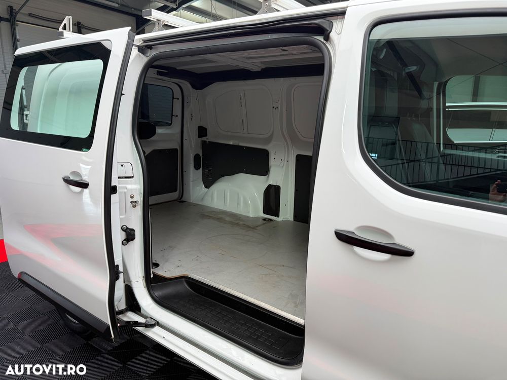 Opel Vivaro - 35
