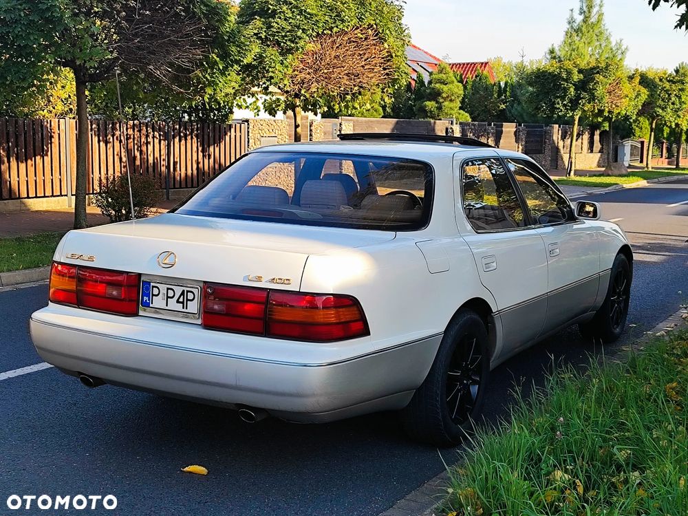 Lexus LS Standard - 4