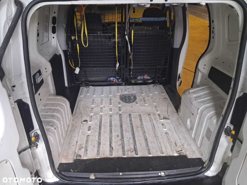 Peugeot Bipper - 8