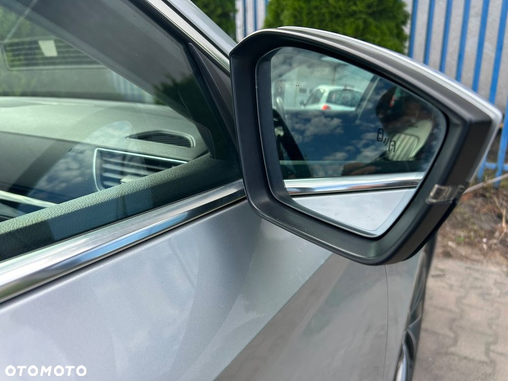 Skoda Superb 2.0 TDI L&K DSG - 40