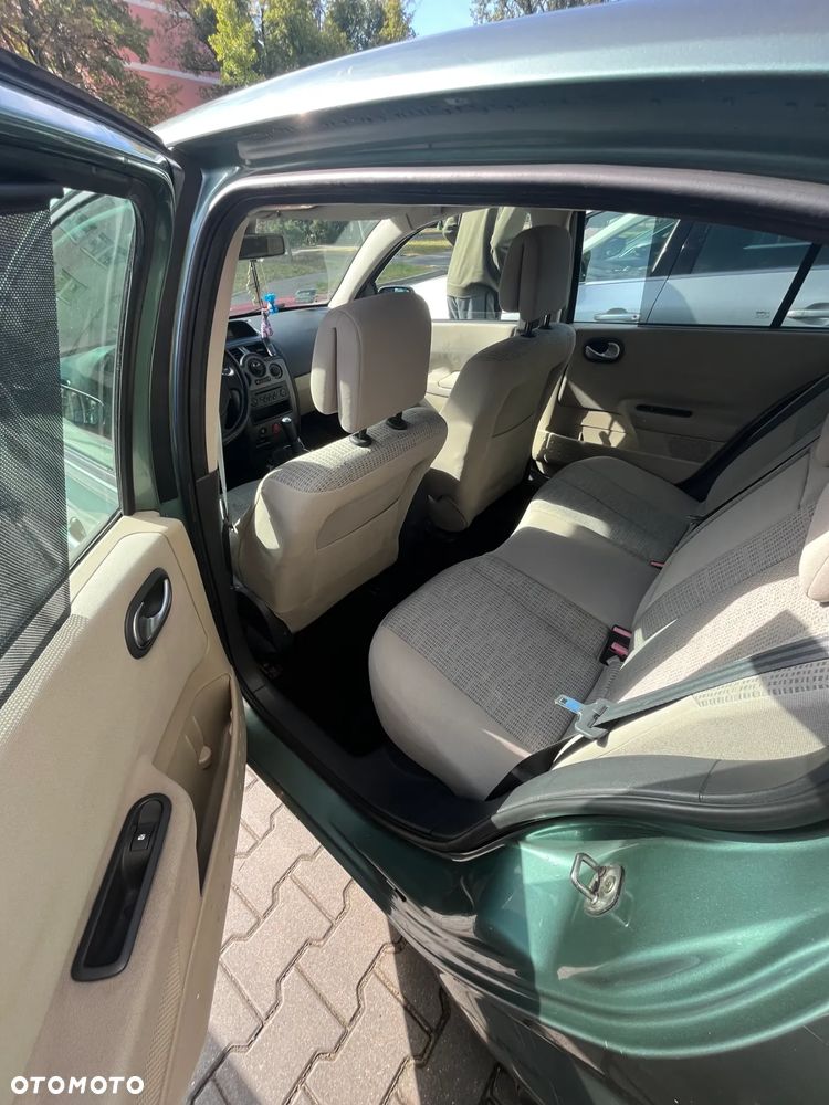 Renault Megane II 1.6 16V SL Alize - 11