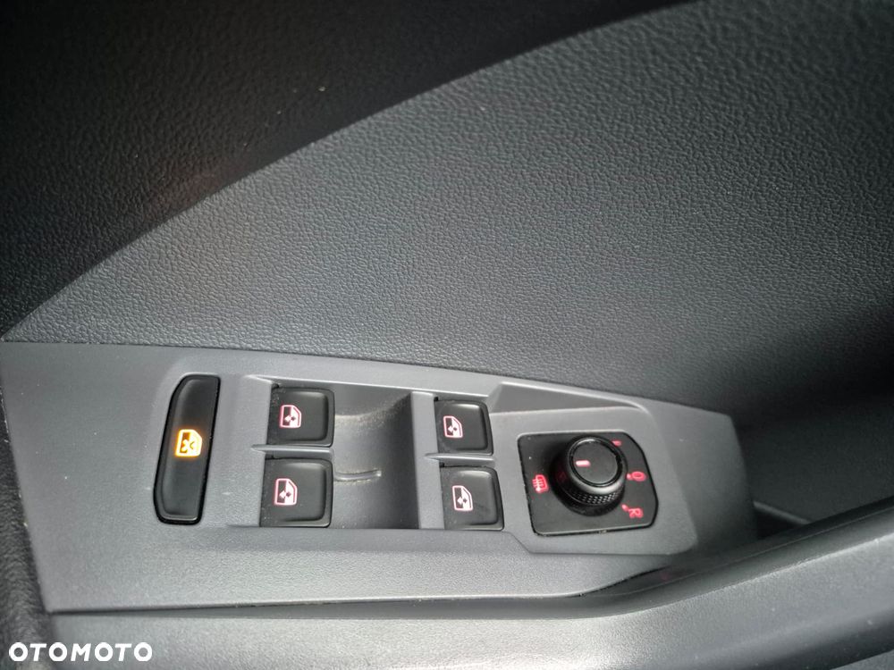 Volkswagen T-Cross 1.0 TSI Life DSG - 11