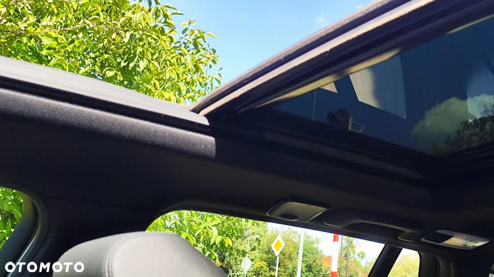 BMW Seria 3 330i xDrive Edition M Sport Shadow - 18