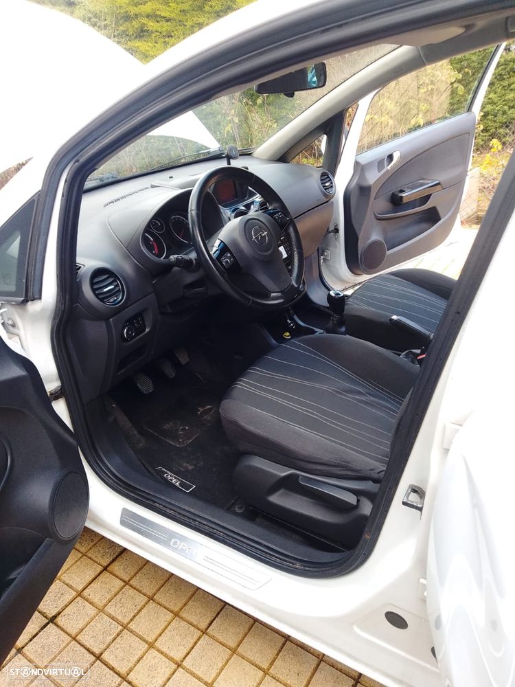 Opel Corsa - 6