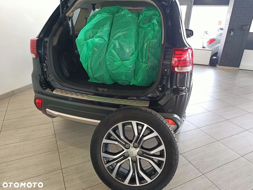 Mitsubishi Outlander - 22
