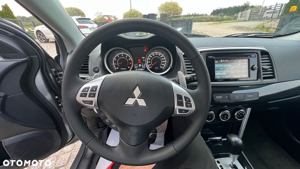 Mitsubishi Lancer Sportback 1.8 Clear Tec CVT Plus - 16