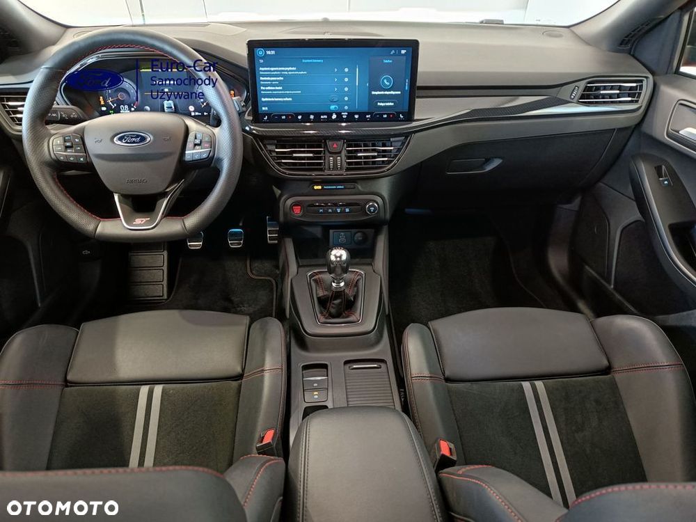Ford Focus 2.3 EcoBoost ST - 15