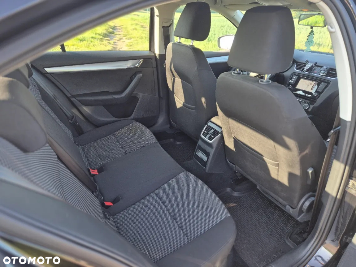 Skoda Octavia 2.0 TDI Ambition DSG - 16