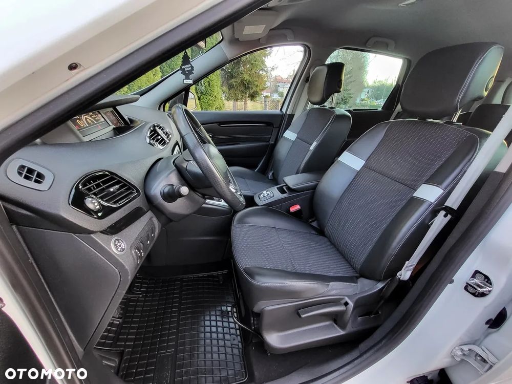 Renault Grand Scenic Gr 1.2 TCe Energy Bose Edition - 11