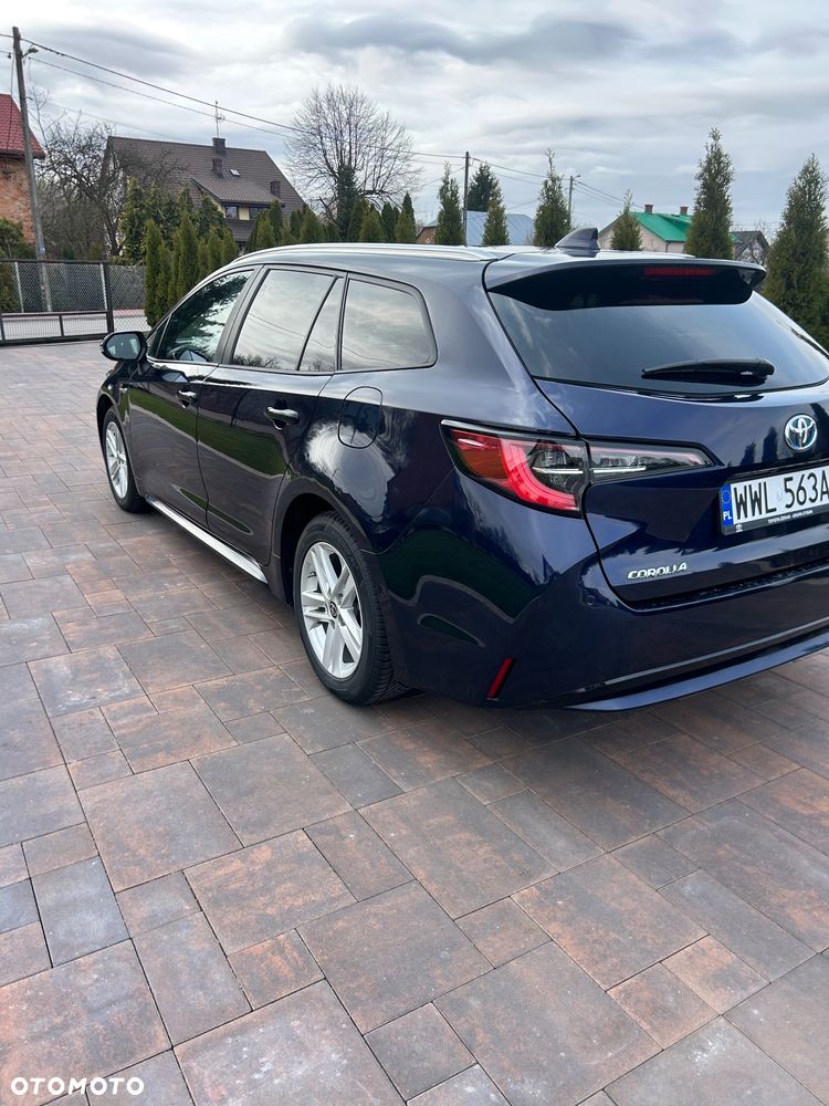 Toyota Corolla - 4
