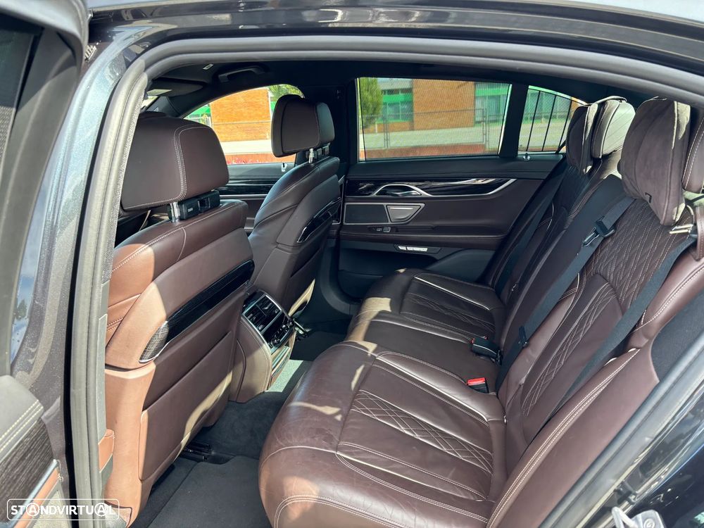 BMW 730 d Pack M - 21