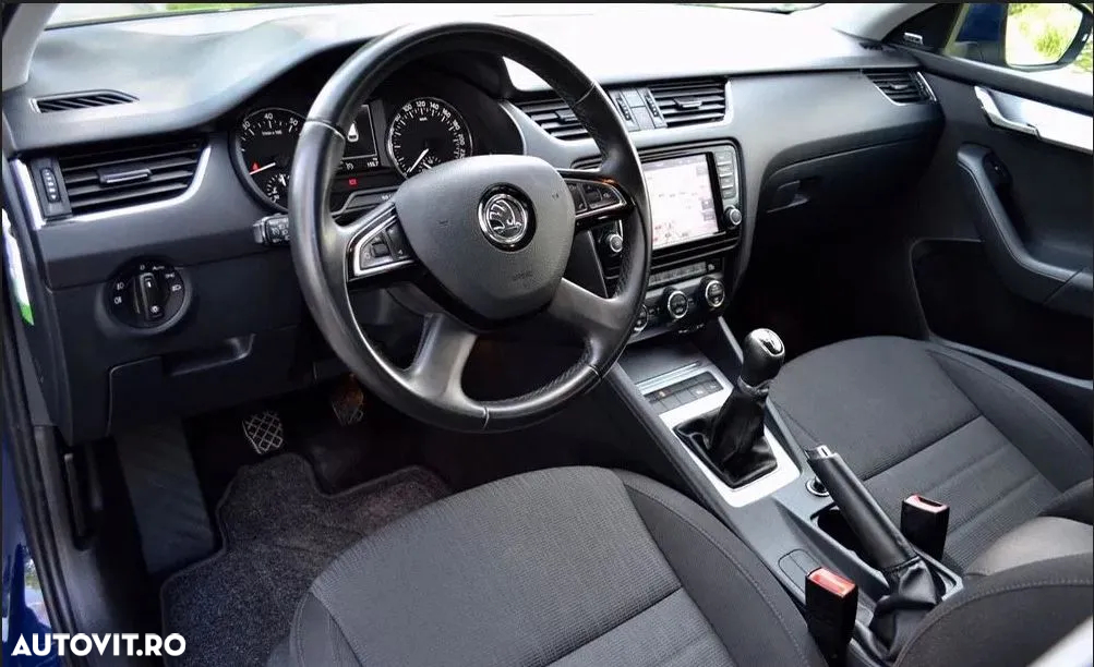 Skoda Octavia - 8