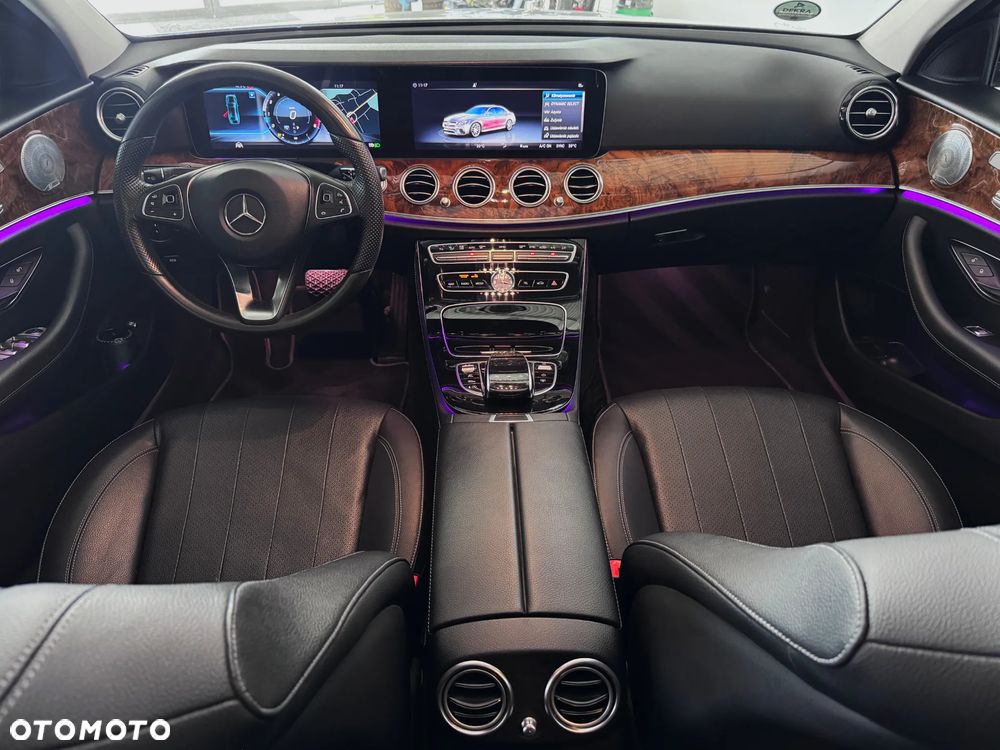 Mercedes-Benz Klasa E 300 9G-TRONIC - 10