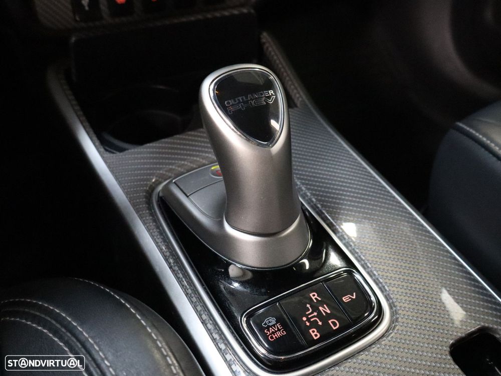 Mitsubishi Outlander 2.4 Instyle - 21