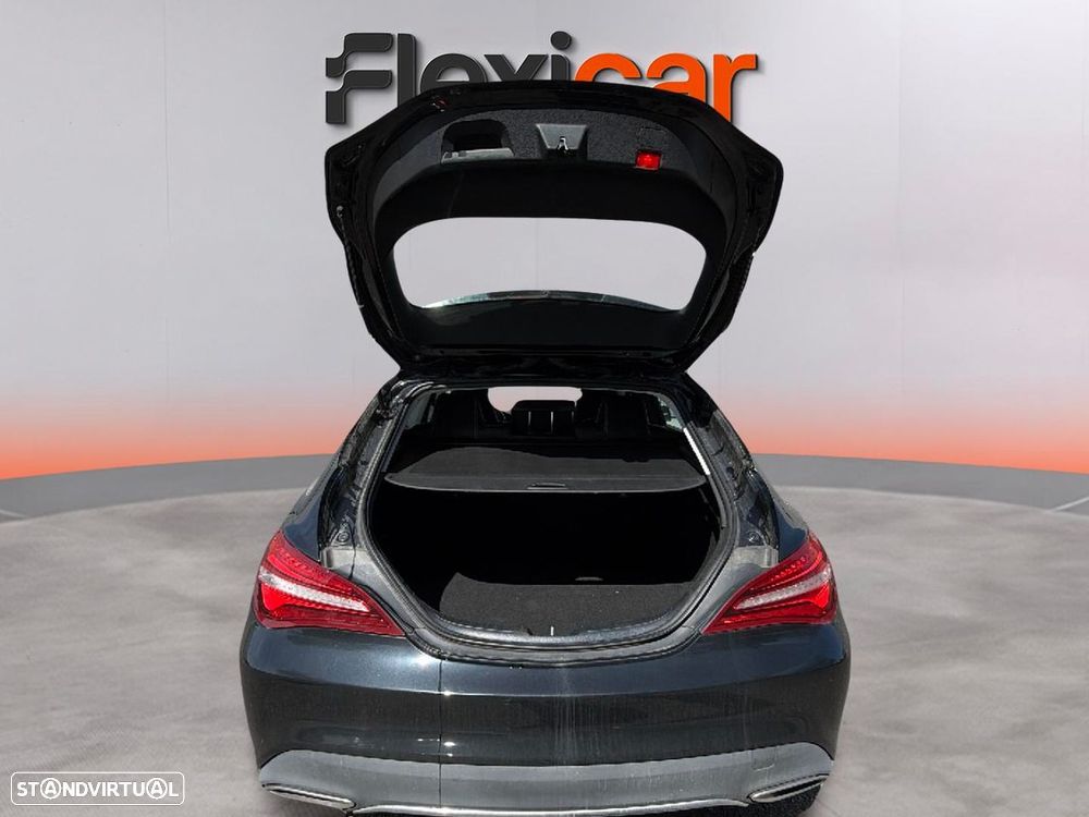 Mercedes-Benz CLA 200 - 11