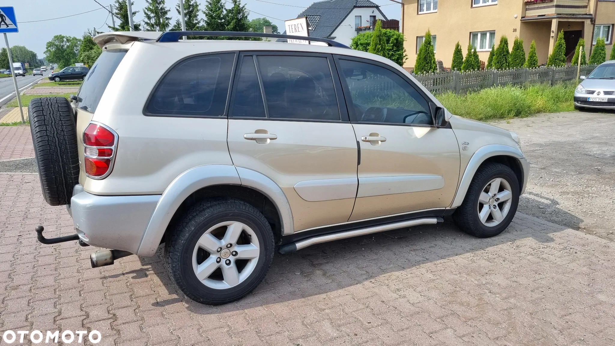 Toyota RAV4 2.0 D-4D 4x4 - 32
