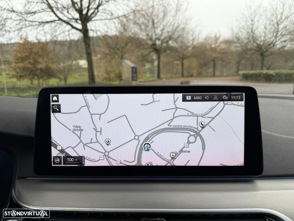 BMW 530 e Pack 50 anos M - 29