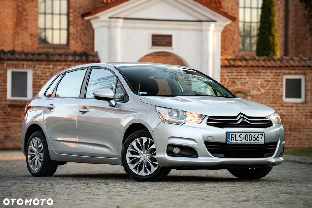 Citroën C4 1.6 VTi Attraction - 1