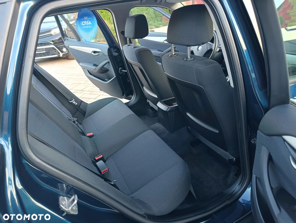 BMW X1 - 36