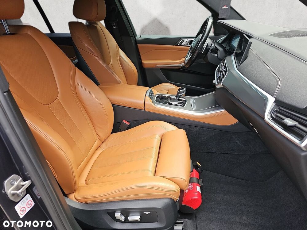 BMW X5 - 12