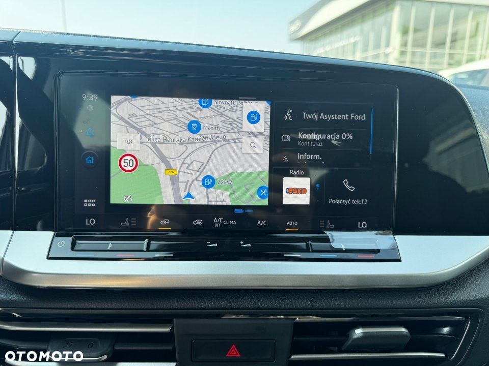 Ford Tourneo Connect - 12