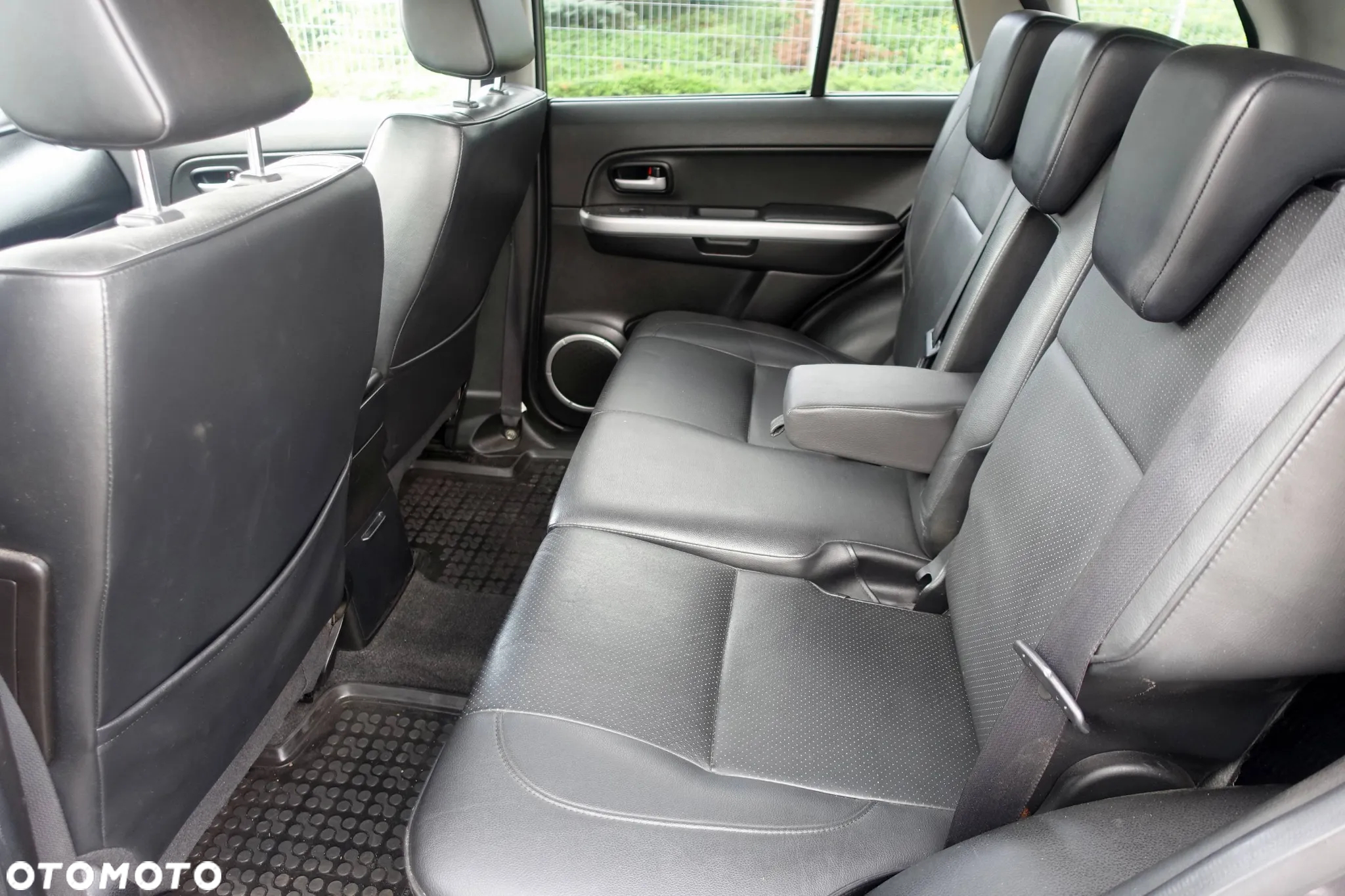 Suzuki Grand Vitara 1.9 DDiS De Luxe - 14