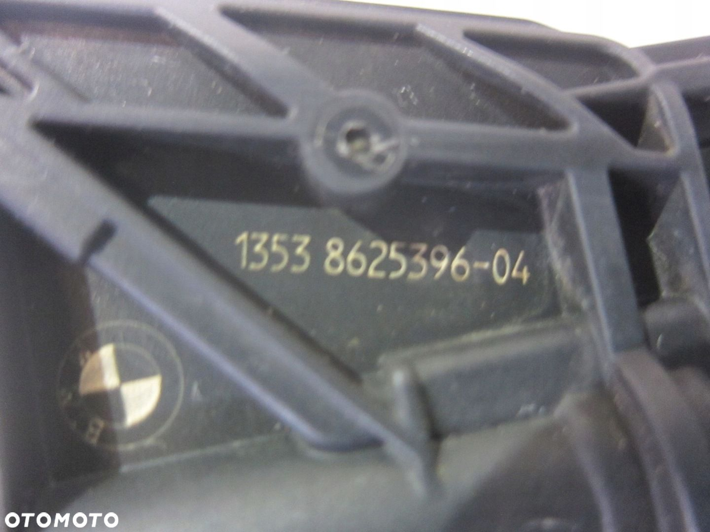 BMW X1 F48 F20 F30 G30 G01 WTRYSK WTRYSKIWACZ PALIWA B46 2.0 13538625396 - 8