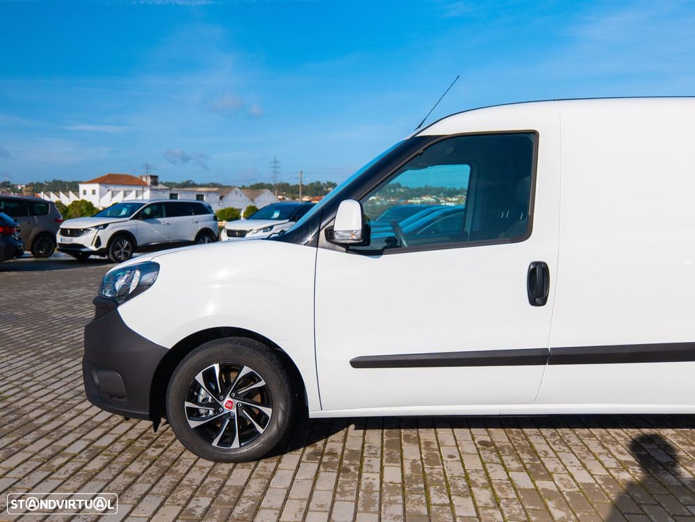 Fiat Doblo 1.6 MJ Maxi Light Easy 3L - 4