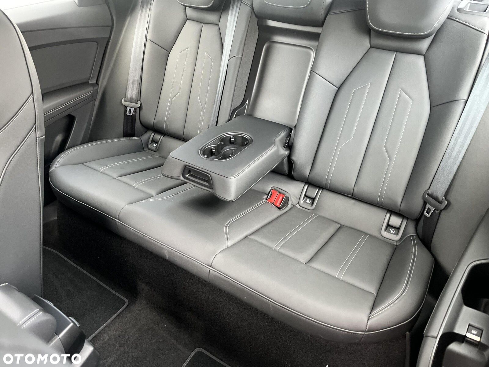 Audi Q4 e-tron - 28
