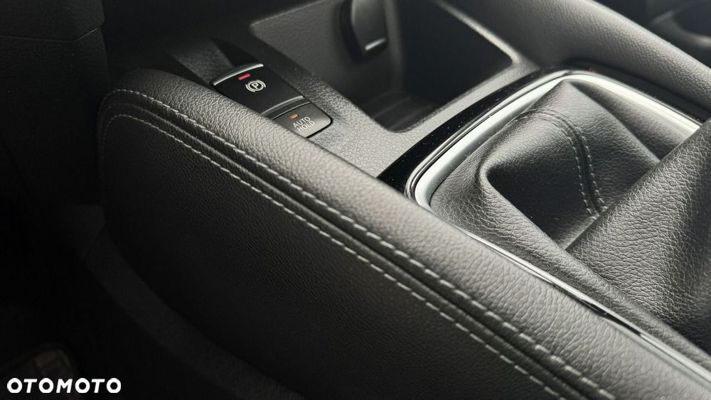 Nissan Qashqai - 12