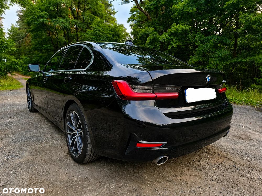 BMW Seria 3 330i Sport - 5