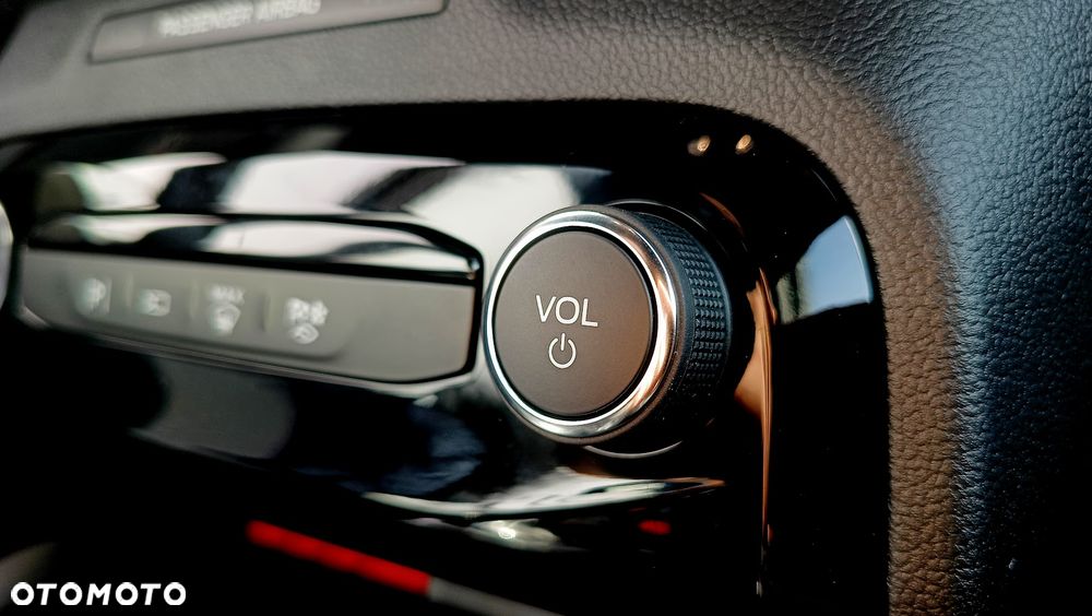 Ford Kuga 2.5P PHEV FWD ST-Line X eCVT - 21