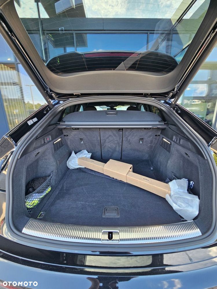 Audi Q5 Sportback - 29